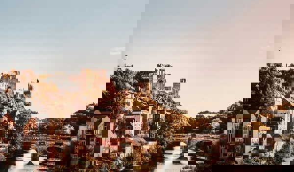 K Mitch Hodge Aocdshry1uc Unsplash